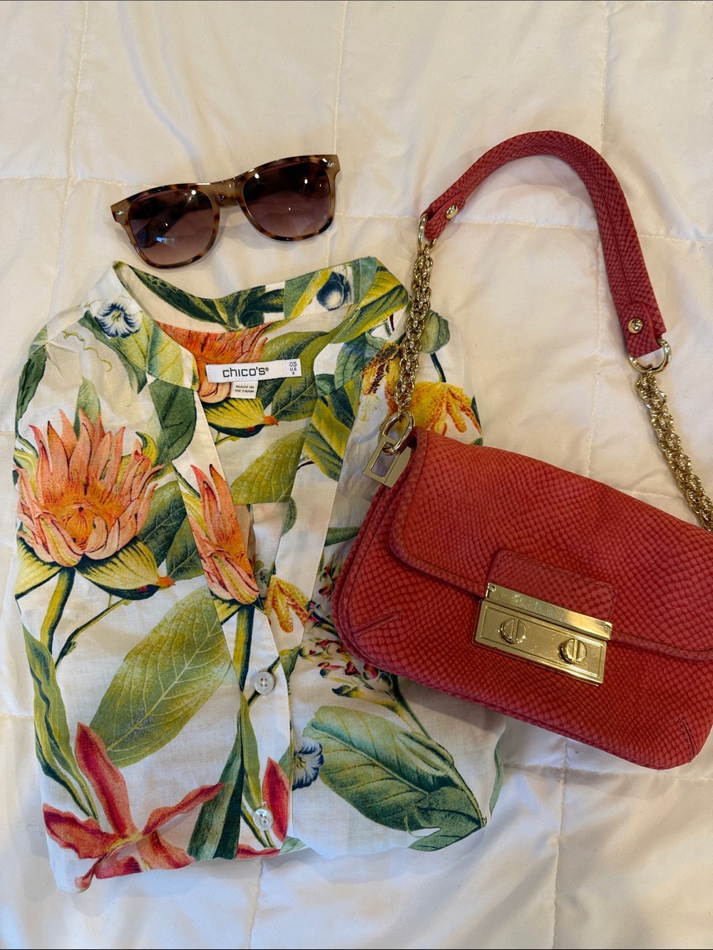 Chico’s Exotic Floral Vacation Vibe Button down 3/4 sleeve Shirt